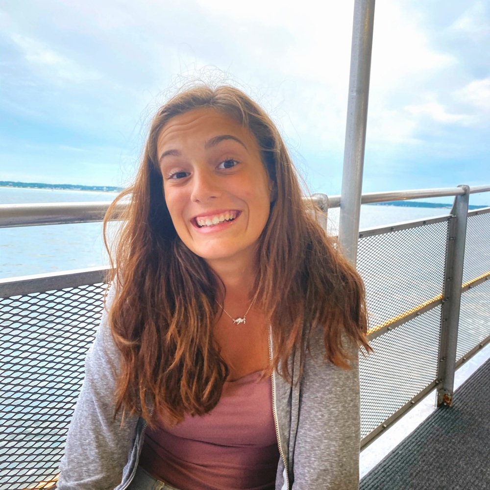 Meet your Posher, Julia